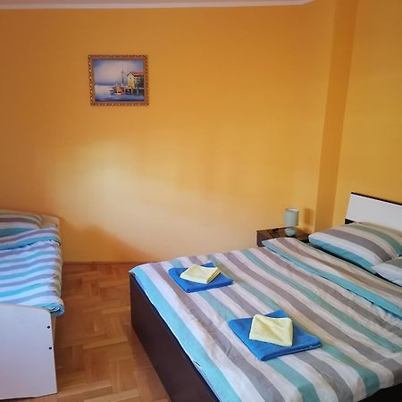 Apartmani Golomeic Цриквеница Экстерьер фото
