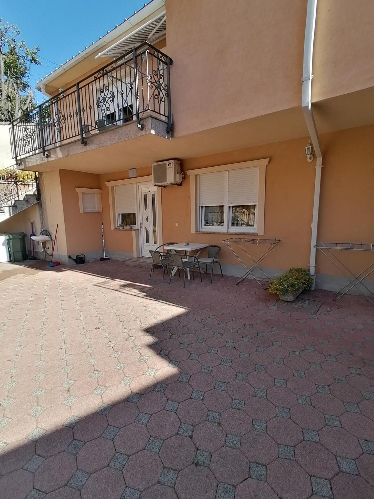 Apartmani Golomeic Цриквеница Экстерьер фото