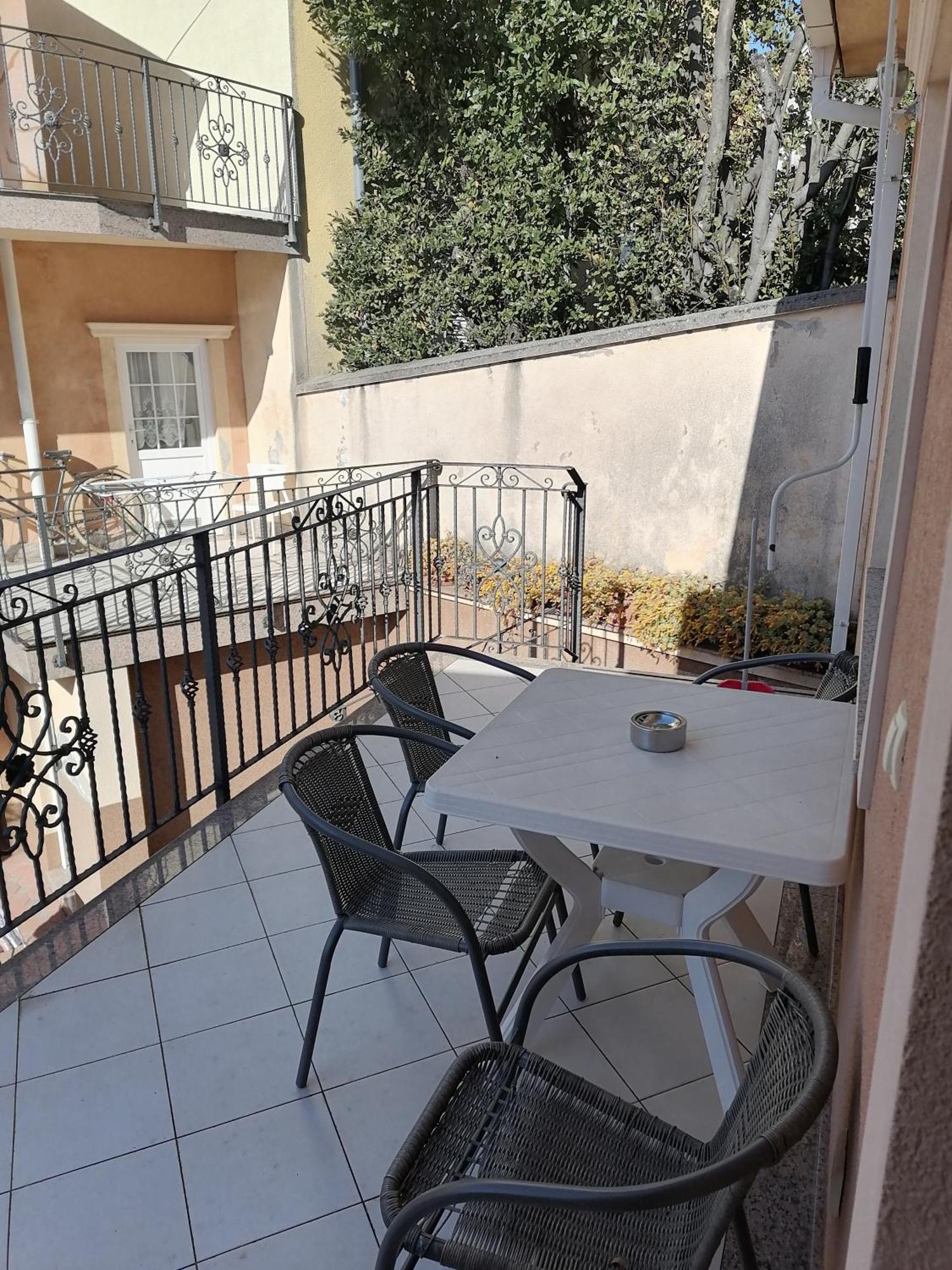 Apartmani Golomeic Цриквеница Экстерьер фото